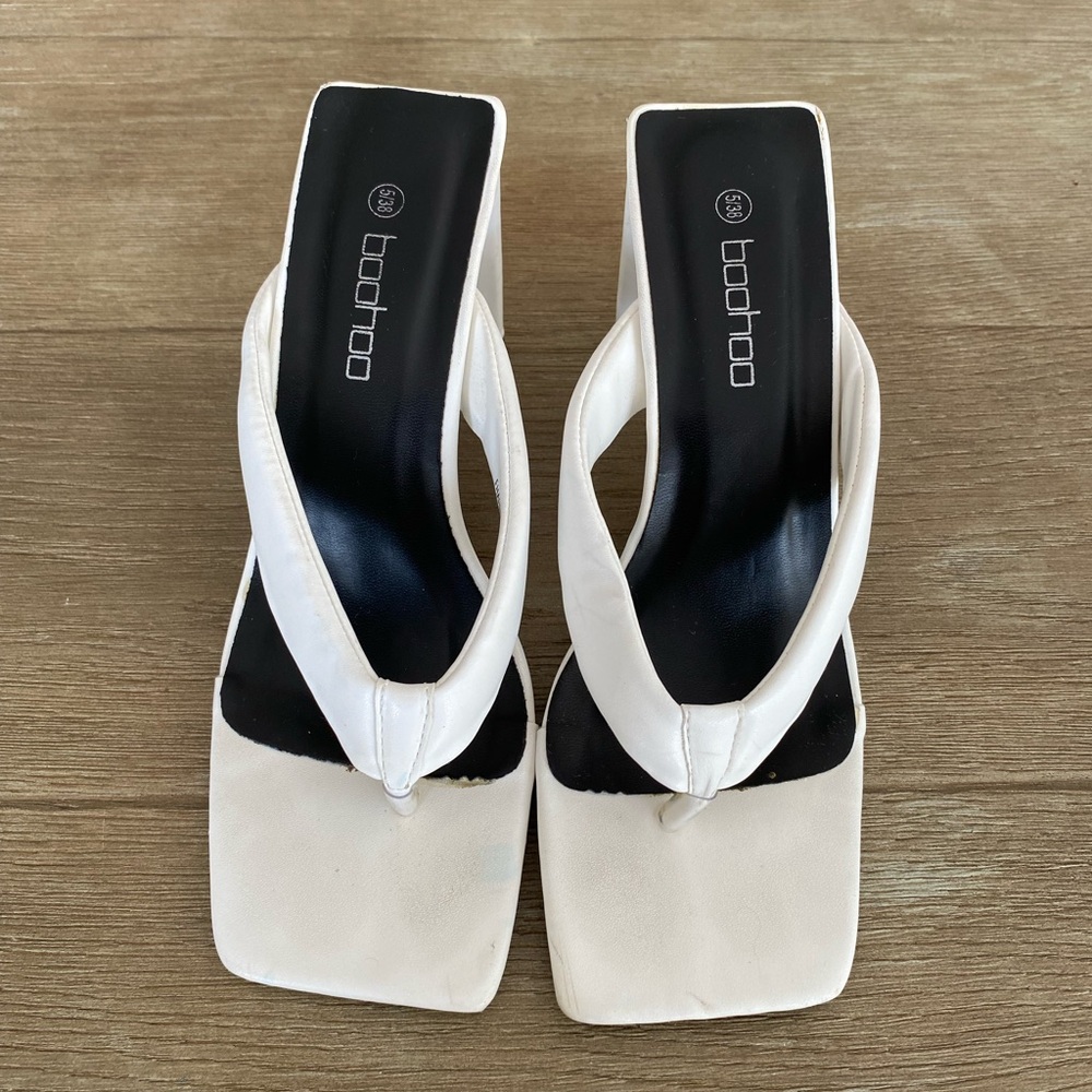 Boohoo White Thong Sandals